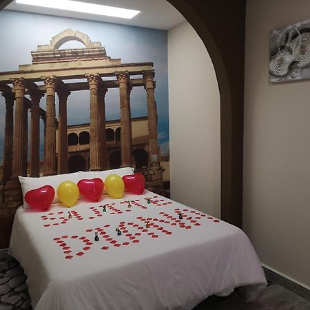 Eres Emerita "Apartamentos & Suites" メリダ エクステリア 写真