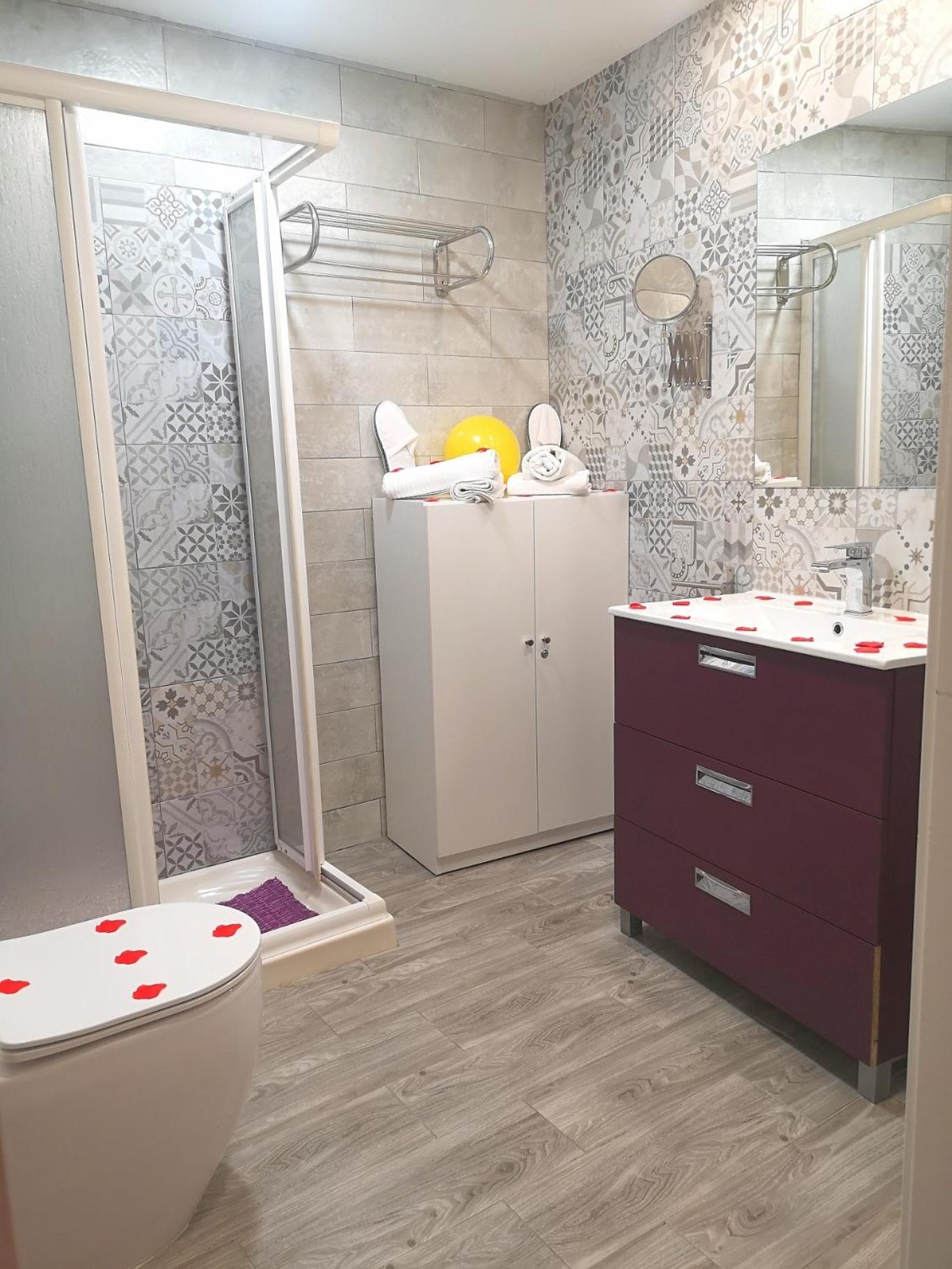 Eres Emerita "Apartamentos & Suites" メリダ エクステリア 写真