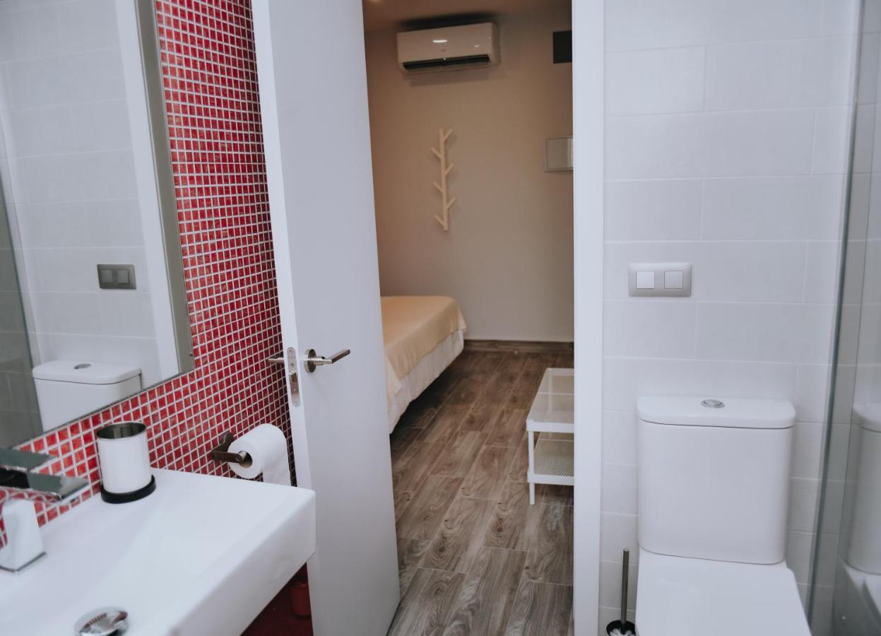 Eres Emerita "Apartamentos & Suites" メリダ エクステリア 写真
