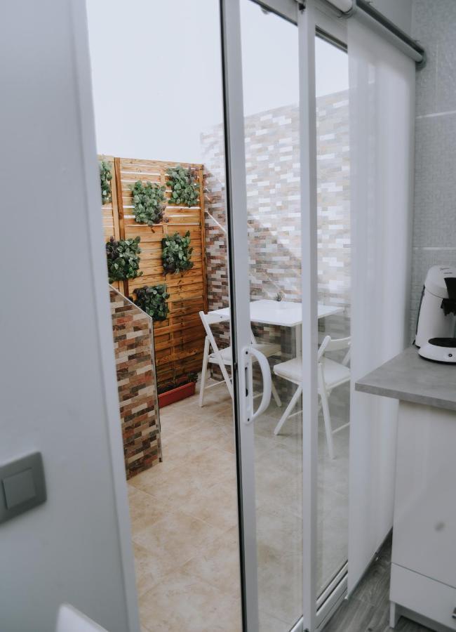 Eres Emerita "Apartamentos & Suites" メリダ エクステリア 写真
