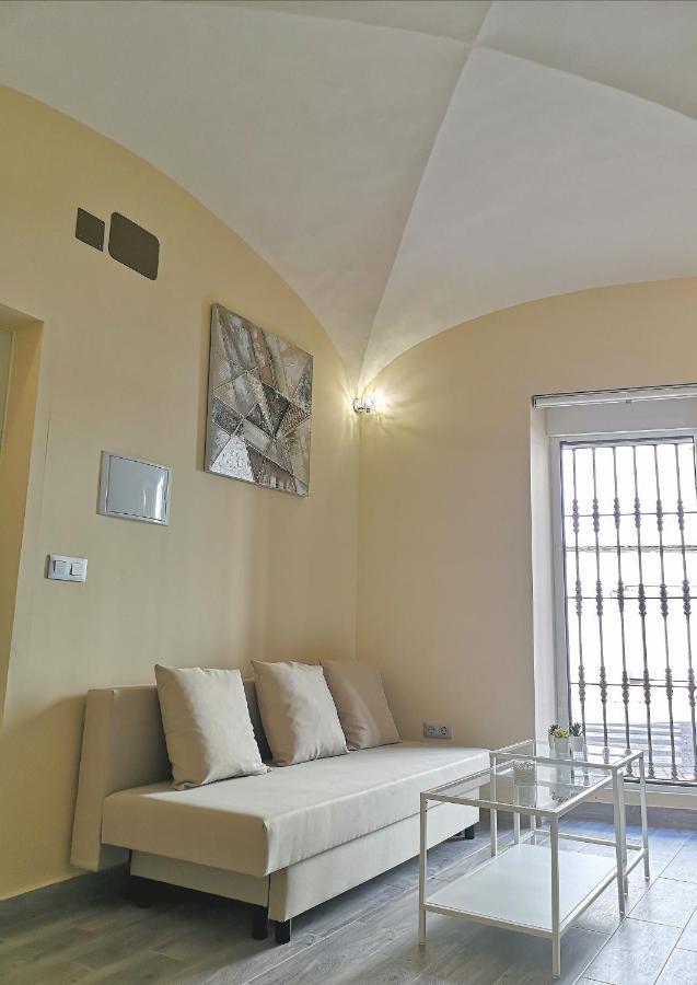 Eres Emerita "Apartamentos & Suites" メリダ エクステリア 写真